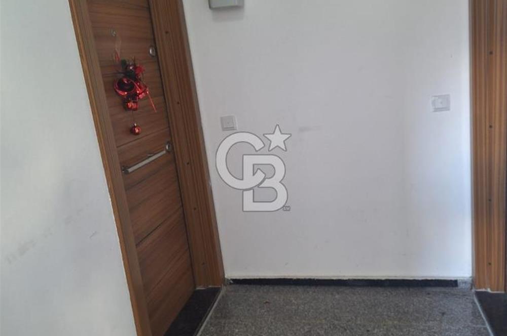 MUHTEŞEM KONUMA SAHİP FABRİKALAR MAHALLESİ'NDE KULLANIŞLI 1+1