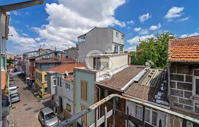 BALAT' da YATIRIMLIK ve YAŞAMLIK SATILIK TARİHİ BİNA