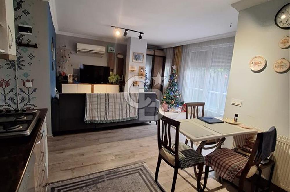 MUHTEŞEM KONUMA SAHİP FABRİKALAR MAHALLESİ'NDE KULLANIŞLI 1+1