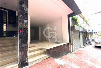 VELİEFENDİ'DE KİRALIK GENİŞ CEPHELİ VE DEPOLU 110 M2 DÜKKAN! - 1 - 325554