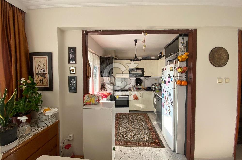 Altınoluk Merkez’de Denize 150 M Katta Tek Ara Kat 2+1 Daire