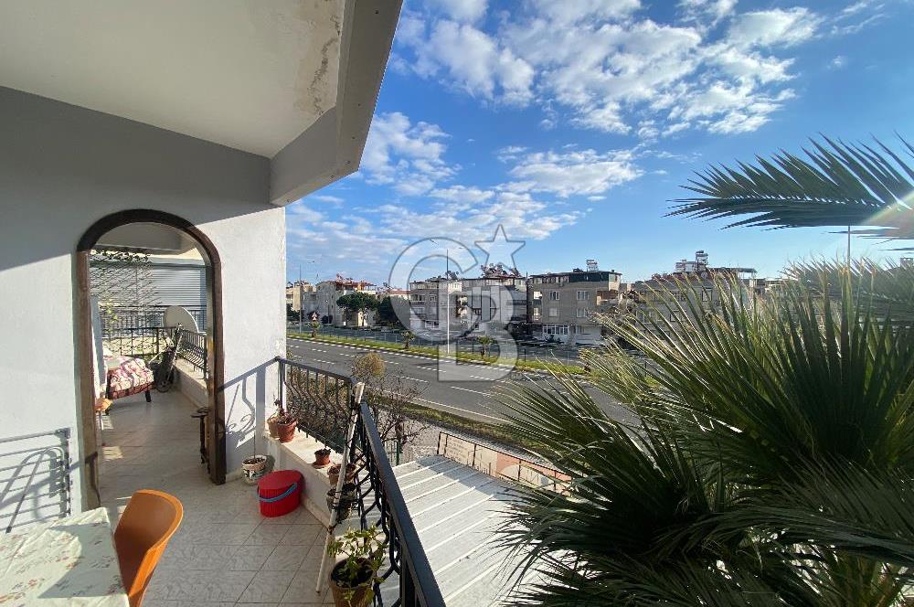 Altınoluk Merkez’de Denize 150 M Katta Tek Ara Kat 2+1 Daire