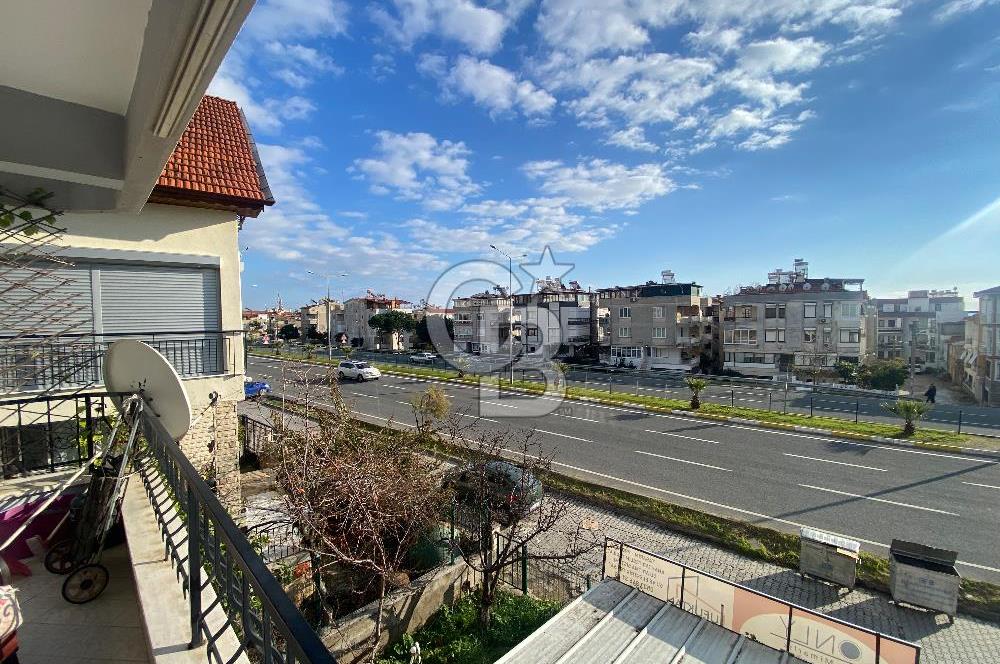 Altınoluk Merkez’de Denize 150 M Katta Tek Ara Kat 2+1 Daire