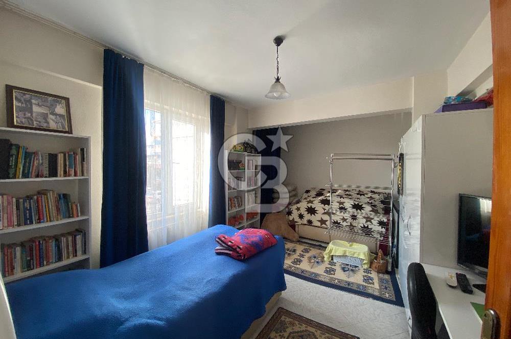 Altınoluk Merkez’de Denize 150 M Katta Tek Ara Kat 2+1 Daire