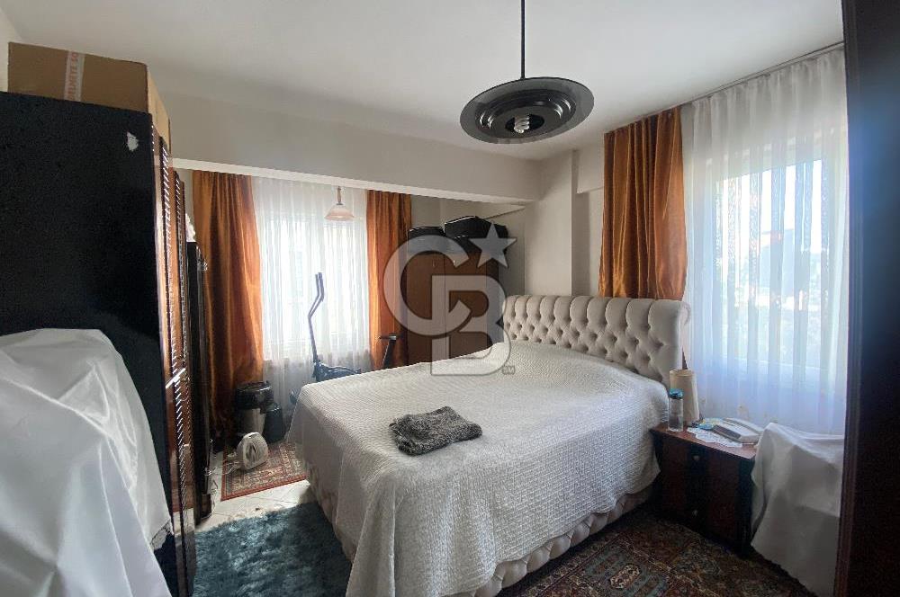 Altınoluk Merkez’de Denize 150 M Katta Tek Ara Kat 2+1 Daire