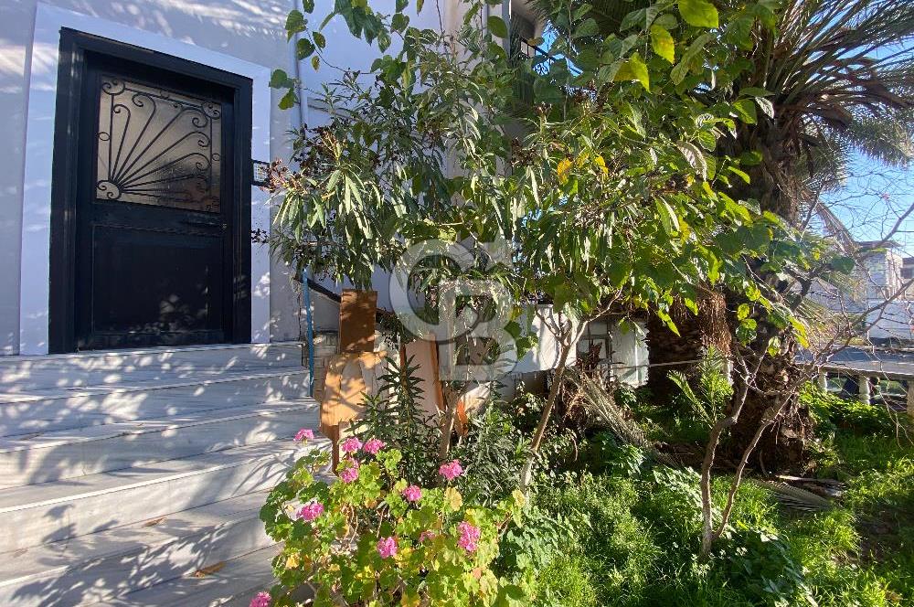 Altınoluk Merkez’de Denize 150 M Katta Tek Ara Kat 2+1 Daire