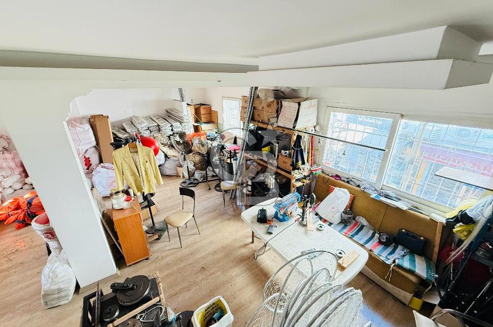 Tarihi Kemeraltı Çarşısının En İşlek Caddesinde Satılık Dükkan