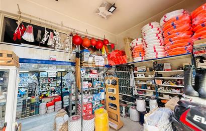 Tarihi Kemeraltı Çarşısının En İşlek Caddesinde Satılık Dükkan