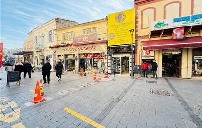 Tarihi Kemeraltı Çarşısının En İşlek Caddesinde Satılık Dükkan