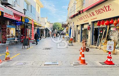 Tarihi Kemeraltı Çarşısının En İşlek Caddesinde Satılık Dükkan