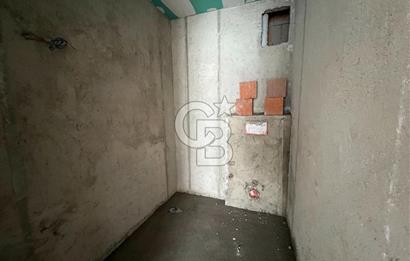 Sultanbeyli Merkezde Satılık 2+1 Daire | Açık Otoparklı