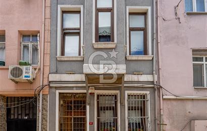 BALAT' da YATIRIMLIK ve YAŞAMLIK SATILIK TARİHİ BİNA