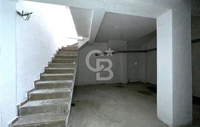 VELİEFENDİ'DE KİRALIK GENİŞ CEPHELİ VE DEPOLU 110 M2 DÜKKAN!