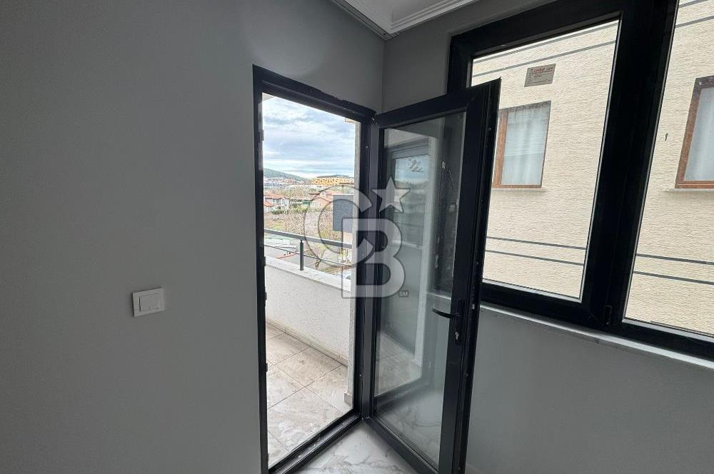 Çekmeköy Köroğlu Caddesi'nde 2 + 1 Kiralık Daire