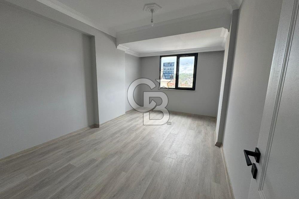 Çekmeköy Köroğlu Caddesi'nde 2 + 1 Kiralık Daire