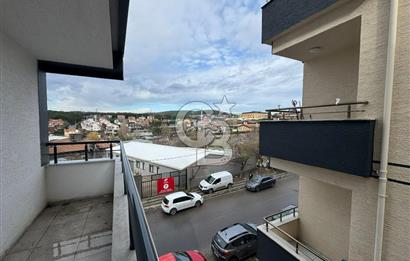 Çekmeköy Köroğlu Caddesi'nde 2 + 1 Kiralık Daire