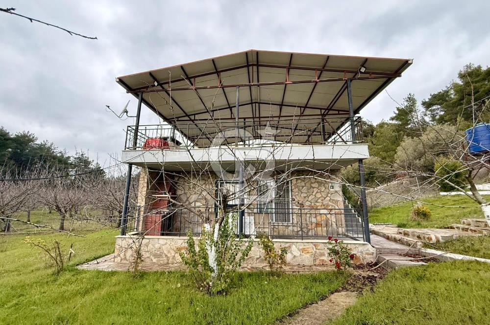 Yakaköy'de Doğa İçinde Satılık Bahçeli Müstakil Taş Ev