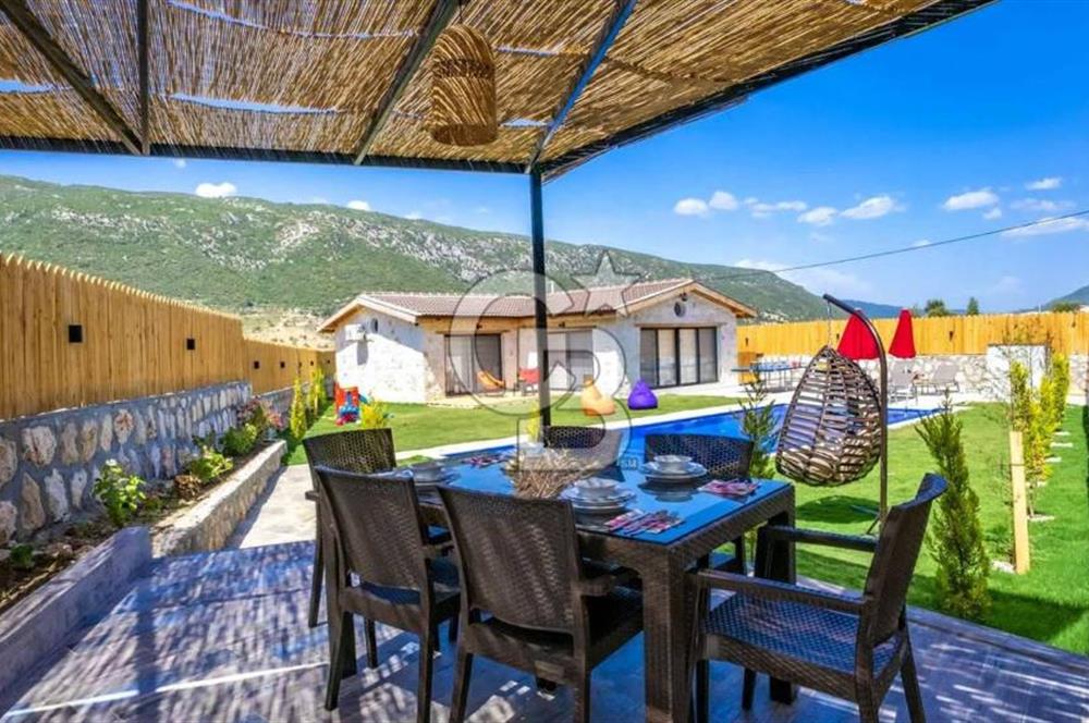 CB GİZ'DEN KAŞ SARIBELEN'DE SATILIK 2+1 VİLLA