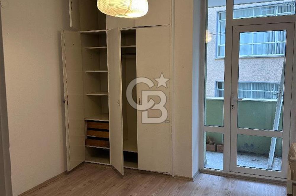 Çankaya Katip Çelebi Sokak'da Otoparklı 3+1 Kiralık Daire