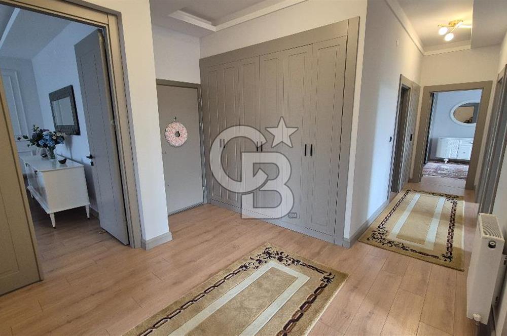 BAĞLICA MERKEZ CADDE ÜZERİ EŞYALI 4+1 KİRALIK DAİRE