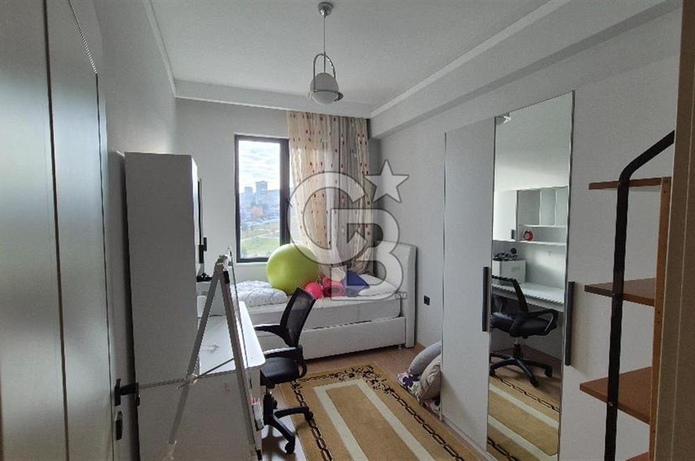 BAĞLICA MERKEZ CADDE ÜZERİ EŞYALI 4+1 KİRALIK DAİRE