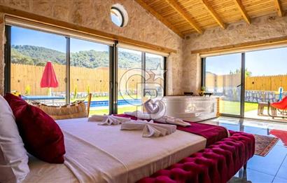 CB GİZ'DEN KAŞ SARIBELEN'DE SATILIK 2+1 VİLLA