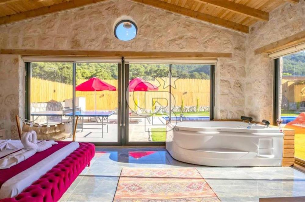 CB GİZ'DEN KAŞ SARIBELEN'DE SATILIK 2+1 VİLLA