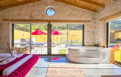 CB GİZ'DEN KAŞ SARIBELEN'DE SATILIK 2+1 VİLLA