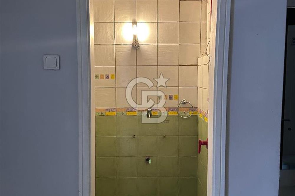 Çankaya Katip Çelebi Sokak'da Otoparklı 3+1 Kiralık Daire