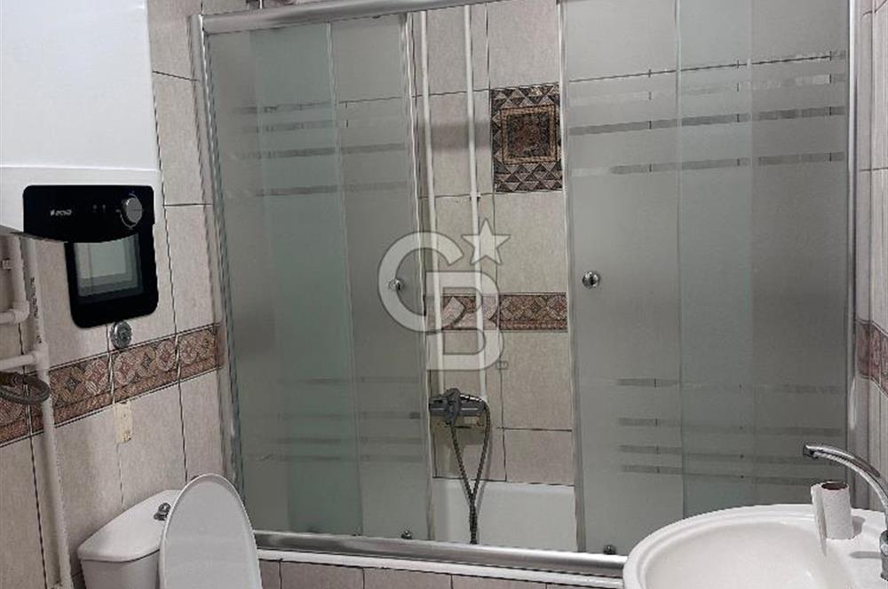 Çankaya Katip Çelebi Sokak'da Otoparklı 3+1 Kiralık Daire