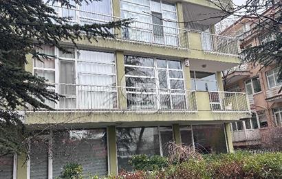 Çankaya Katip Çelebi Sokak'da Otoparklı 3+1 Kiralık Daire