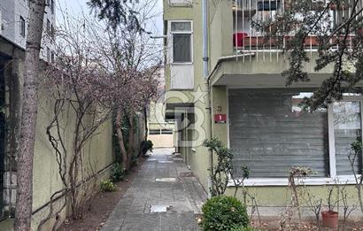 Çankaya Katip Çelebi Sokak'da Otoparklı 3+1 Kiralık Daire