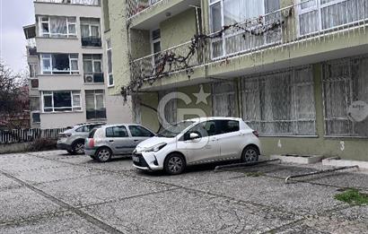 Çankaya Katip Çelebi Sokak'da Otoparklı 3+1 Kiralık Daire