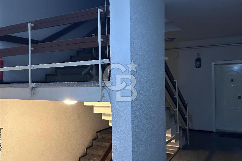 Çankaya Katip Çelebi Sokak'da Otoparklı 3+1 Kiralık Daire