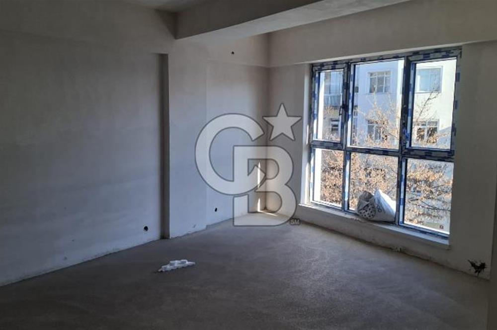 KÜÇÜKESAT'TA HASSASIN KARŞISI-YENİ BİNA 4+1 DUBLEX DAİRE