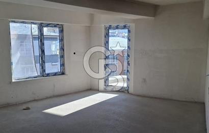 KÜÇÜKESAT'TA HASSASIN KARŞISI-YENİ BİNA 4+1 DUBLEX DAİRE