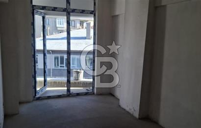 KÜÇÜKESAT'TA HASSASIN KARŞISI-YENİ BİNA 4+1 DUBLEX DAİRE