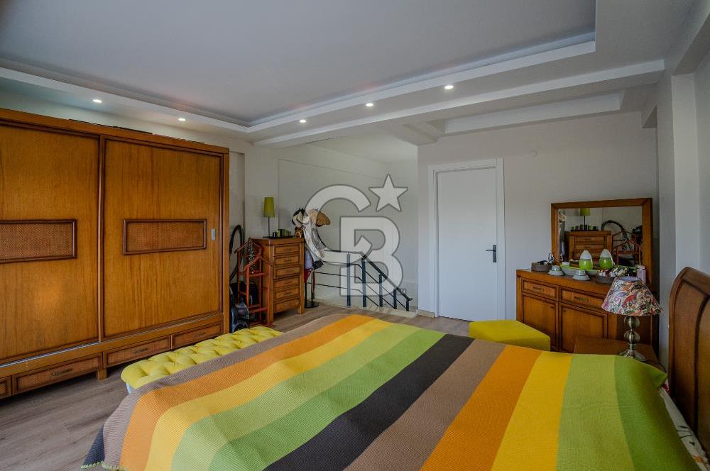 İzmir Torbalı Ayrancılar Satılık 4+1 Müstakil Havuzlu Villa