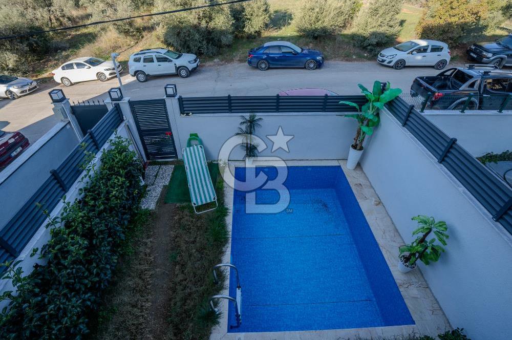 İzmir Torbalı Ayrancılar Satılık 4+1 Müstakil Havuzlu Villa