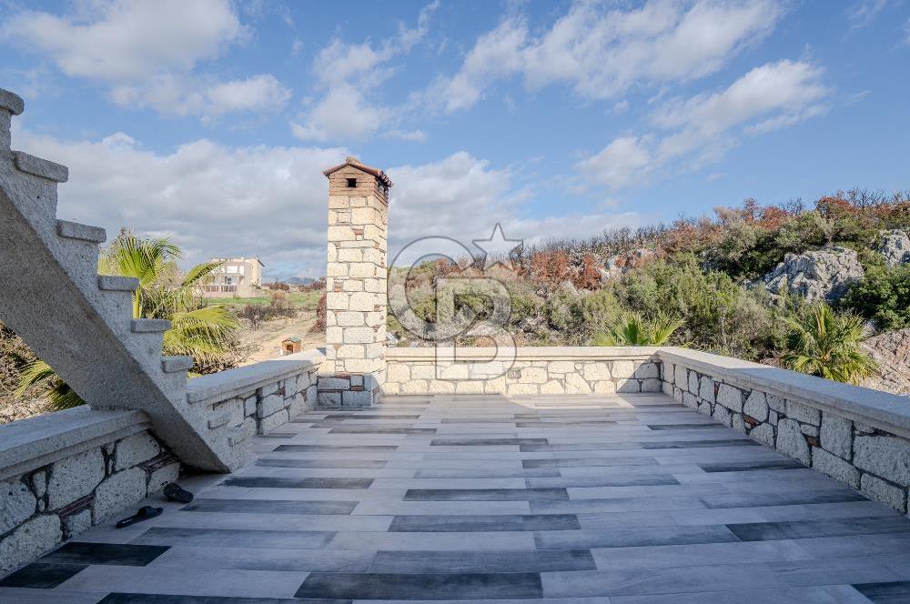 İzmir Çeşme Ildır Satılık 4+1 Müstakil Havuzlu Köşk