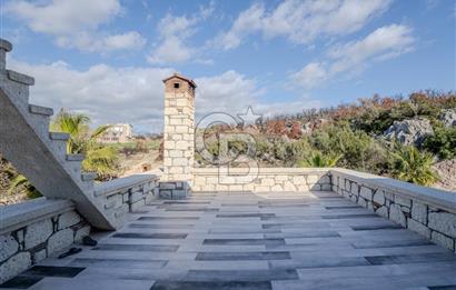 İzmir Çeşme Ildır Satılık 4+1 Müstakil Havuzlu Köşk