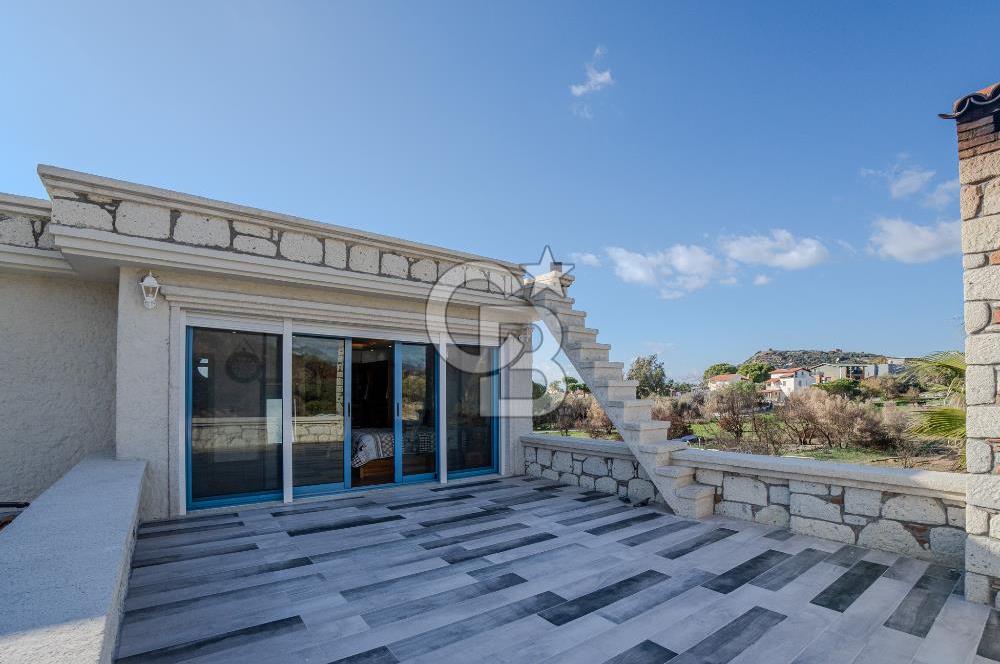 İzmir Çeşme Ildır Satılık 4+1 Müstakil Havuzlu Köşk