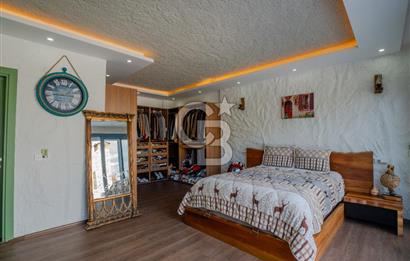 İzmir Çeşme Ildır Satılık 4+1 Müstakil Havuzlu Köşk