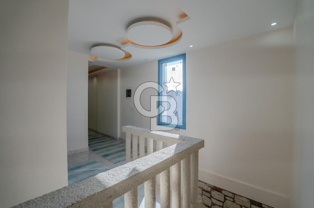 İzmir Çeşme Ildır Satılık 4+1 Müstakil Havuzlu Köşk