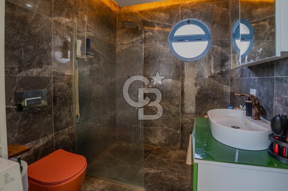 İzmir Çeşme Ildır Satılık 4+1 Müstakil Havuzlu Köşk