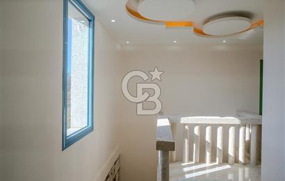 İzmir Çeşme Ildır Satılık 4+1 Müstakil Havuzlu Köşk