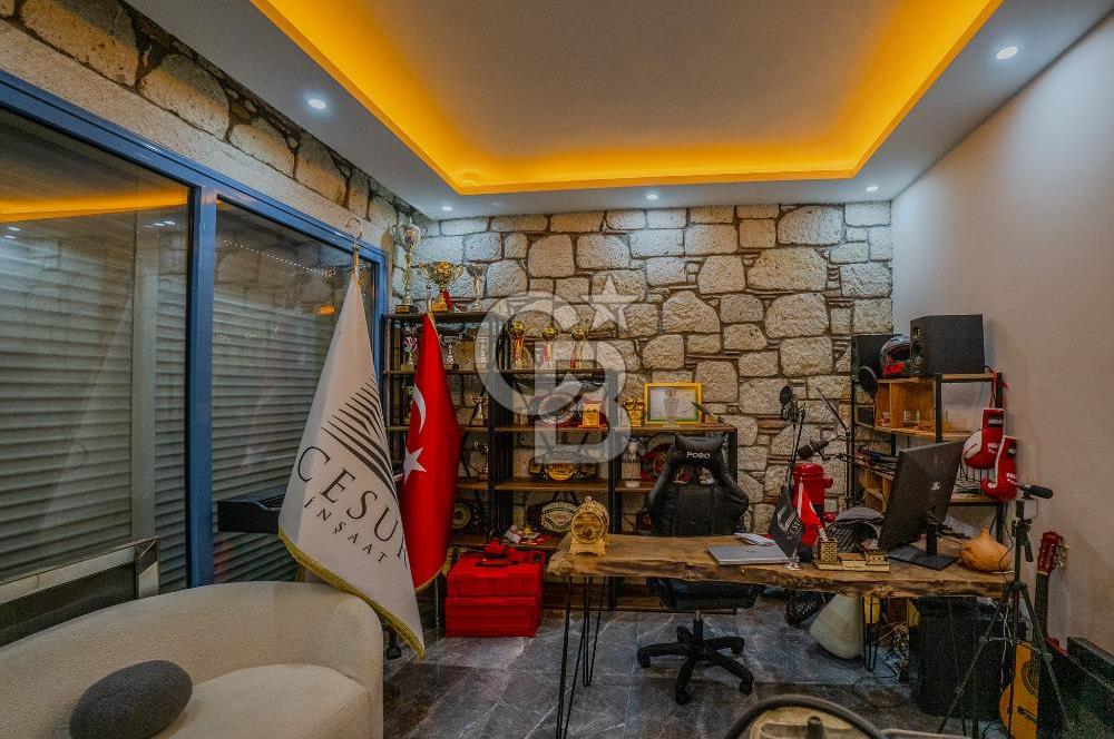 İzmir Çeşme Ildır Satılık 4+1 Müstakil Havuzlu Köşk