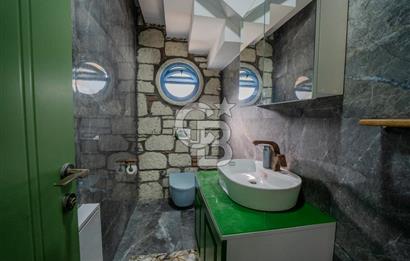 İzmir Çeşme Ildır Satılık 4+1 Müstakil Havuzlu Köşk