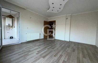 KARŞIYAKA ŞEMİKLER ARAKAT KAPALI OTOPARKLI 2+1 KİRALIK DAİRE
