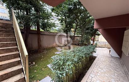 BEŞİKTAŞ,GAYRETTEPE, ŞENOL SOKAK'TA 3+1 120 M2 BALKONLU DAİRE